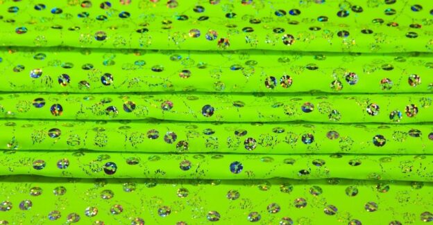 Minőségi táncruha anyag a Szakatex rövidáru nagyker Budapestnél